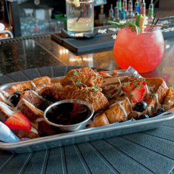 7th + Grove - Georgia Peaches Fried chicken and French toast - Southern Near Me - Tampa, Florida