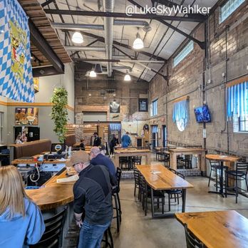 Moontown Brewing Company - Bar area - Brewpubs Near Me - Whitestown, Indiana Moontown Brewing Company - Bar area - Brewpubs Near Me - Whitestown, Indiana