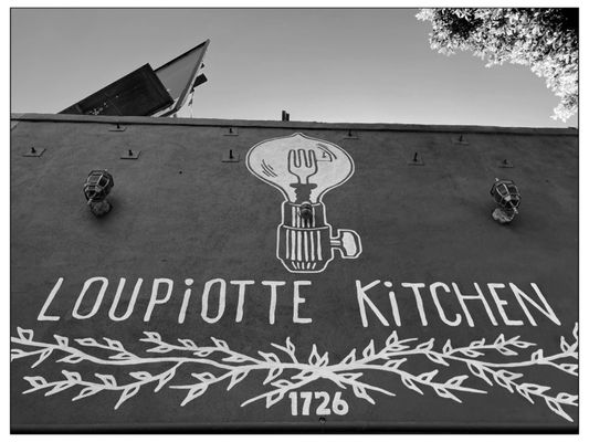 Loupiotte Kitchen by null
