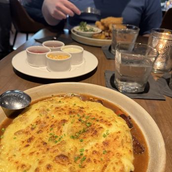 Entourage - Shepherds pie - American Near Me - Naperville, Illinois Entourage - Shepherds pie - American Near Me - Naperville, Illinois