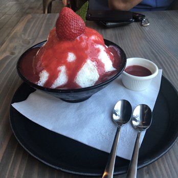 Cafe Sapientia - Amazing Strawberry Snow Creme! - Coffee & Tea Near Me - Oak Park, California