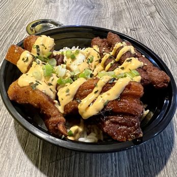HunnyBeez - Deluxe Rice Bowl (lechon & longanisa) - Filipino Near Me - Portland, Oregon