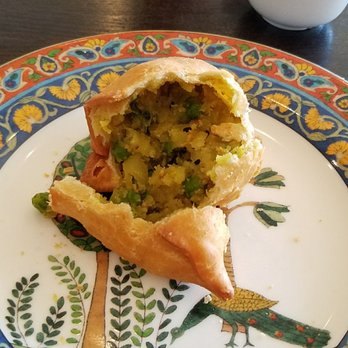 Dilliwala Indian Kitchen - Aloo Samosa - Indian Near Me - Diamond Bar, California Dilliwala Indian Kitchen - Aloo Samosa - Indian Near Me - Diamond Bar, California
