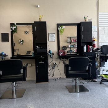Head To Toe - Nail Salons Near Me - Granada Hills, California