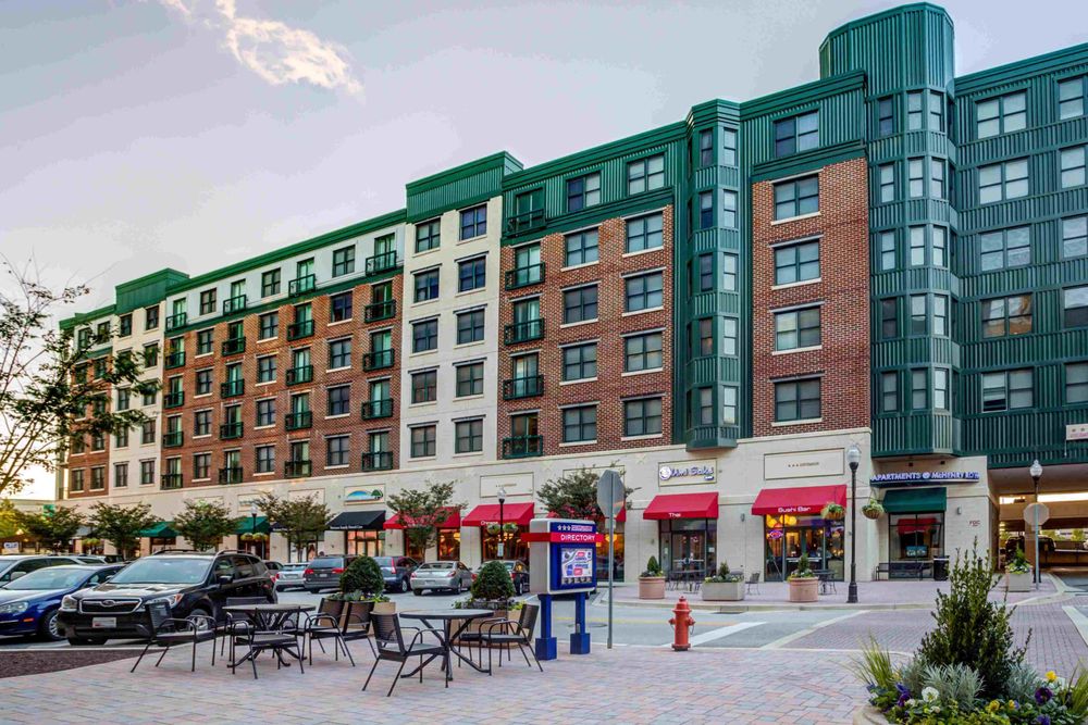 MCHENRY ROW APARTMENTS Updated October 2024 47 Photos & 28 Reviews 1700 Whetstone Way