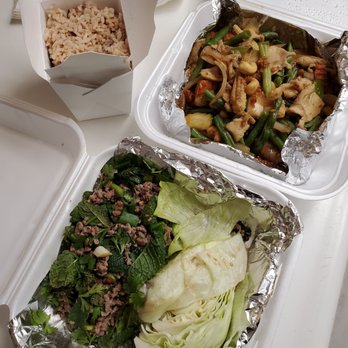 Manna Thai - Brown rice, cashew chicken (86 bells sub green beans), and beef larb = all heaven! - Thai Near Me - North Highlands, California Manna Thai - Brown rice, cashew chicken (86 bells sub green beans), and beef larb = all heaven! - Thai Near Me - North Highlands, California