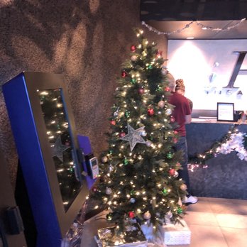 IPIC North Miami Beach - Cinema Near Me - North Miami Beach, Florida