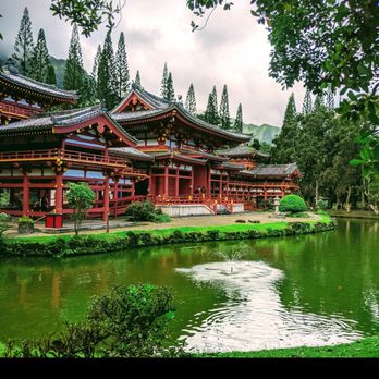 Byodo-In Temple - Front of the Byodo-In Temple - Buddhist Temples Near Me - Kaneohe, Hawaii