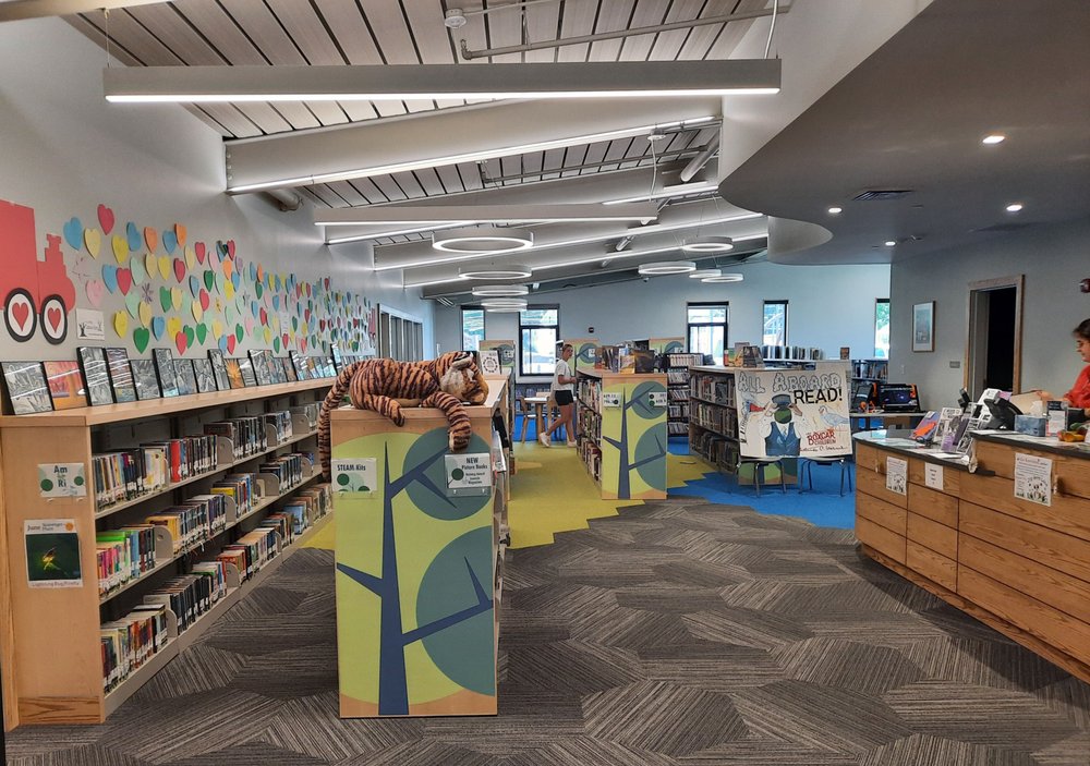 PUTNAM PUBLIC LIBRARY Updated September 2024 22 Photos 200 School