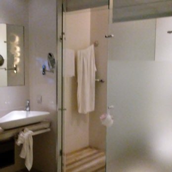 Hotel H2O - Hotels Near Me - Manila, NCR