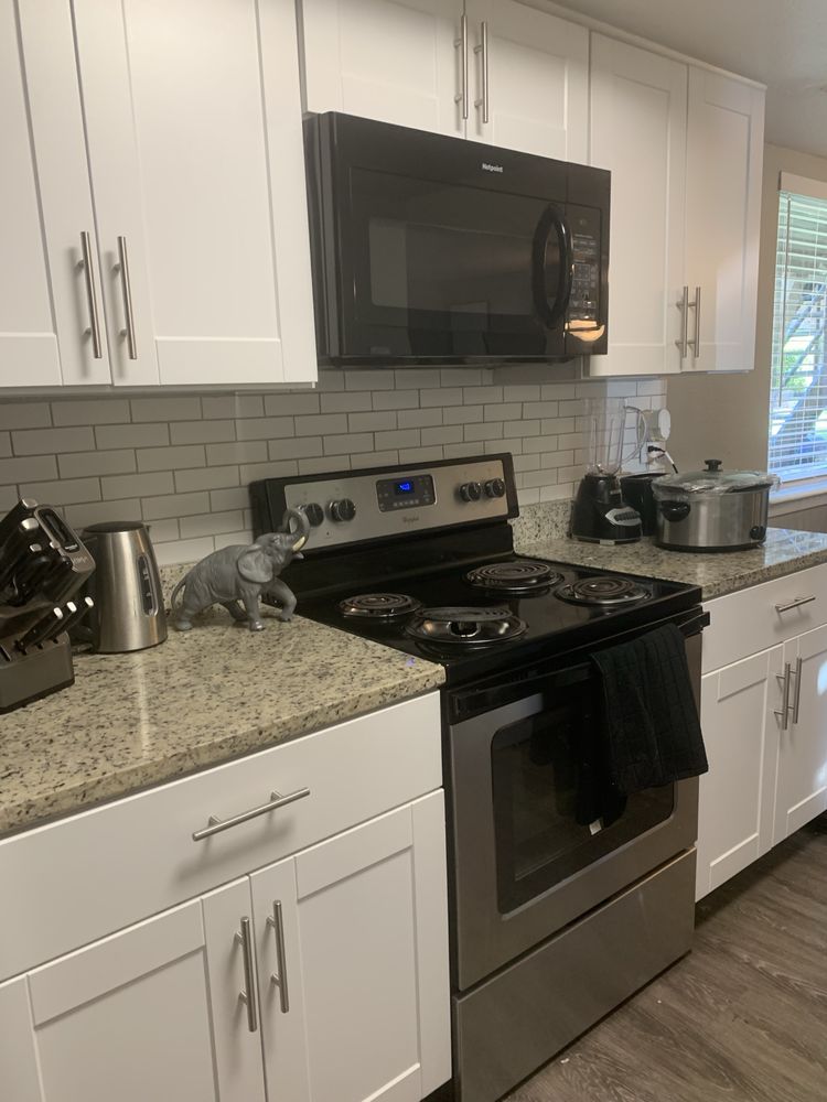 VILLA CREEK APARTMENTS Updated October 2024 15 Photos 2835 Villa