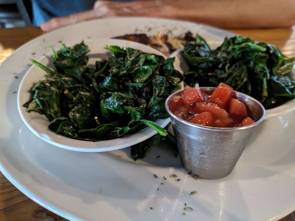 LURES RIVERFRONT RESTAURANT Updated September 2024 145 Photos & 217 Reviews 3330 NE Indian