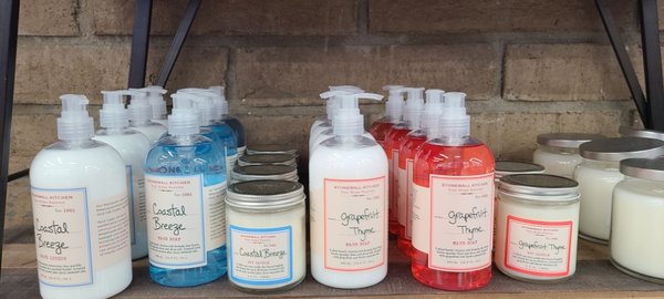 Howie's Market by null