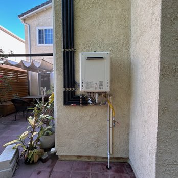GoldCoast Plumbing Systems - Noritz Outdoor Tankless Water Heater Install - Plumbing Near Me GoldCoast Plumbing Systems - Noritz Outdoor Tankless Water Heater Install - Plumbing Near Me