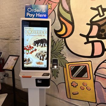 Uni Uni Bubble Tea Wicker Park - Kiosk were you order your drinks, and other menu items. - Bubble Tea Near Me - Chicago, Illinois