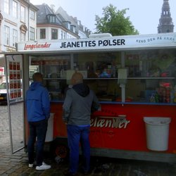 Jeanettes Pølser - Jeanette's pølser stand on the Hejbro Plads