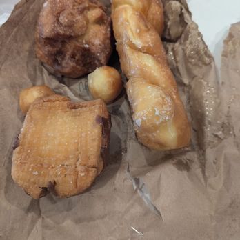 Fresh Donuts - A crappy bag of donuts that I won't eat - Donuts Near Me - Tracy, California Fresh Donuts - A crappy bag of donuts that I won't eat - Donuts Near Me - Tracy, California