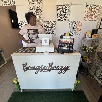Bougie Boozy Bears - Owner - Beer, Wine & Spirits Near Me - Carrollton, Texas Bougie Boozy Bears - Owner - Beer, Wine & Spirits Near Me - Carrollton, Texas
