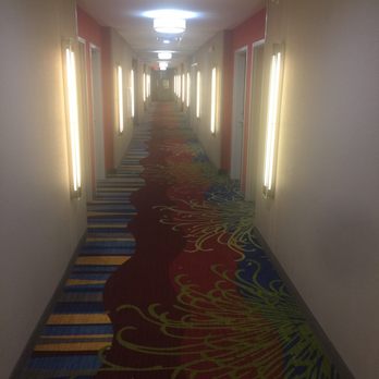 Hampton Inn El Reno - Hallway - Hotels Near Me - El Reno, Oklahoma
