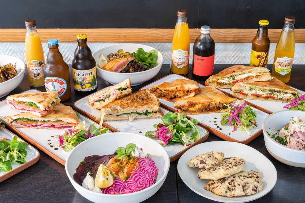 LA DUCHESSE 11 Photos 273b Cours De L'Argonne, Bordeaux, France