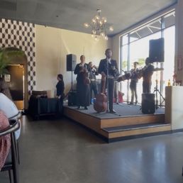 mariachi mariachi