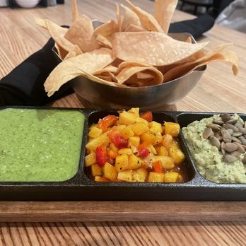 Local Lime | Little Rock - Tomatillo, Caribbean mango, zucchini salsa trio - Mexican Near Me - Little Rock, Arkansas