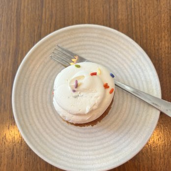 Valentine Sweets - Patisserie/Cake Shop Near Me - Pasadena, California