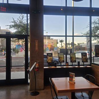 The Melt - Atmosphere - Burgers Near Me - Tempe, Arizona
