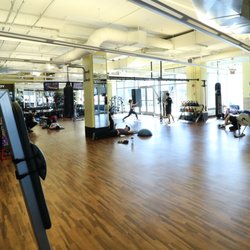 Fitness Formula Clubs Lincoln Park - 5th floor stretching, machine and weights area.
