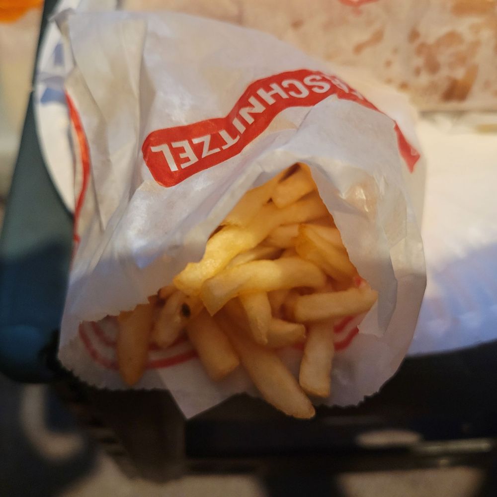 Wienerschnitzel - Soggy fries that need to be cooked another 5 minutes. - Hot Dogs Near Me - Fontana, California