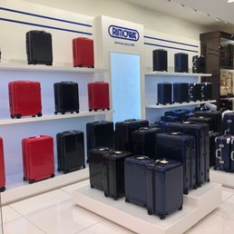 samsonite aventura mall