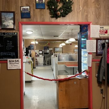Nelda's Diner - entry - Diners Near Me - Lake Isabella, California Nelda's Diner - entry - Diners Near Me - Lake Isabella, California