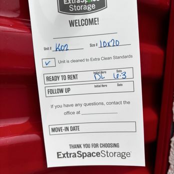 Extra Space Storage - Charged my card a month in advance then rented this unit out to another customer refused to give me a refund - Self Storage Near Me - Portland, Tennessee