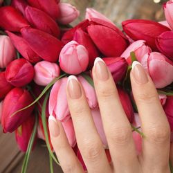 Vibar Nails