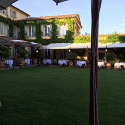 La Bastide Saint Antoine - Gorgeous restaurant
