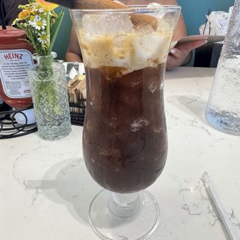 Sweet Maple - Bombshell Shaken Espresso - Breakfast & Brunch Near Me - Santa Monica, California