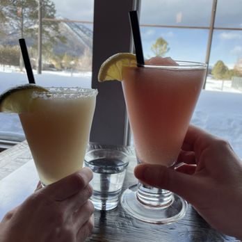The Oakmont - Frosé and oxendale - American Near Me - Flagstaff, Arizona The Oakmont - Frosé and oxendale - American Near Me - Flagstaff, Arizona