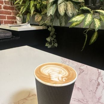 Tellus Coffee - Honey latte - Coffee Roasteries Near Me - Walnut Creek, California