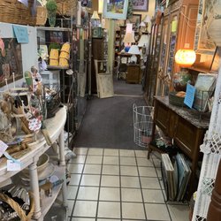 Magnolia Antiques and Home Interiors