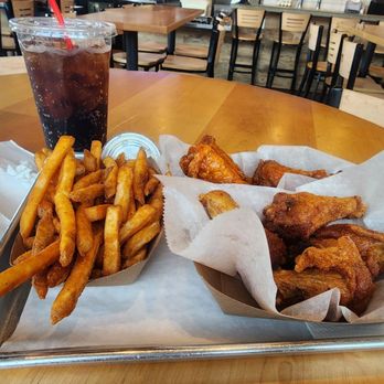 Fire Wings - 8 piece combo: Fire Wings and Louisiana Rub with seasoned fries - Chicken Wings Near Me - Delta Shores, California Fire Wings - 8 piece combo: Fire Wings and Louisiana Rub with seasoned fries - Chicken Wings Near Me - Delta Shores, California