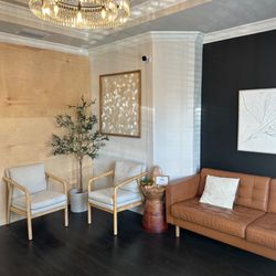 NeuroSpa - NeuroSpa Tampa: Citrus Park Patient welcome area