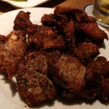 Earls Kitchen + Bar - Canadian (New) Near Me - Richmond, British Columbia Earls Kitchen + Bar - Canadian (New) Near Me - Richmond, British Columbia