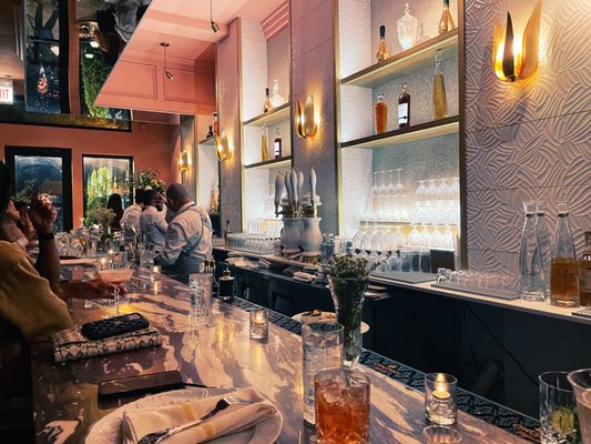 Gino & Marty's by null