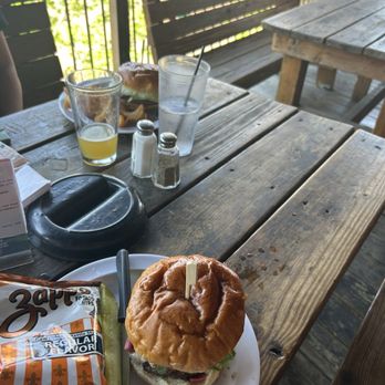 Pickle Barrel Restaurant - Burger - New American Near Me - Chattanooga, Tennessee