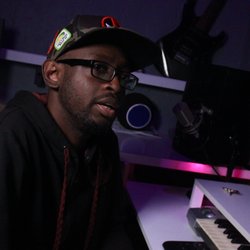 The House - Home of WesTheTech Productions - Meet WesTheTech, the head sound engineer