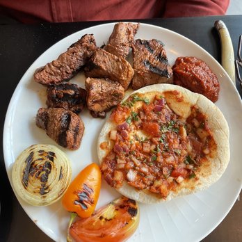 Leila - Lebanese Near Me - Detroit, Michigan