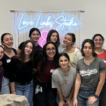 Love Links Studio - creative day in the studio A group class full of learning, laughter, and handmade jewelry at Love Links Studio - Jewelry Near Me - Westlake Village, California Love Links Studio - creative day in the studio A group class full of learning, laughter, and handmade jewelry at Love Links Studio - Jewelry Near Me - Westlake Village, California
