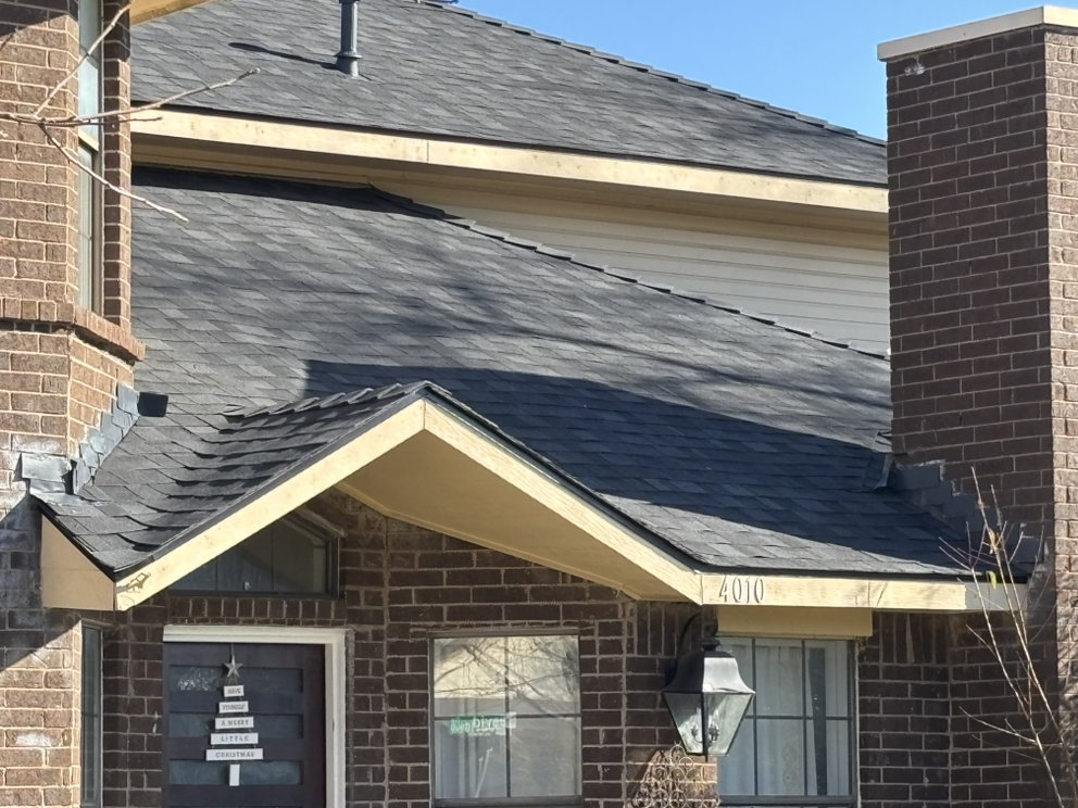 Slide of E&D Premier Roofing & Solar