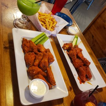 Texas Borders Bar & Grill - Wings and a border freeze - American Near Me - Katy, Texas Texas Borders Bar & Grill - Wings and a border freeze - American Near Me - Katy, Texas