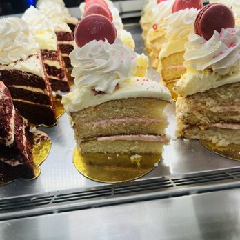 La Industria Bakery - Cake - Pancakes Near Me - Miami, Florida